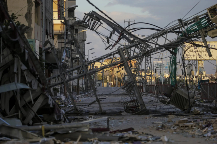 Gazze 13 aydır karanlıkta: Elektriksizlik hayatı durma noktasına getirdi